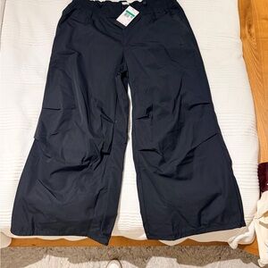 Nike Black Women's Elastic Waist Pants